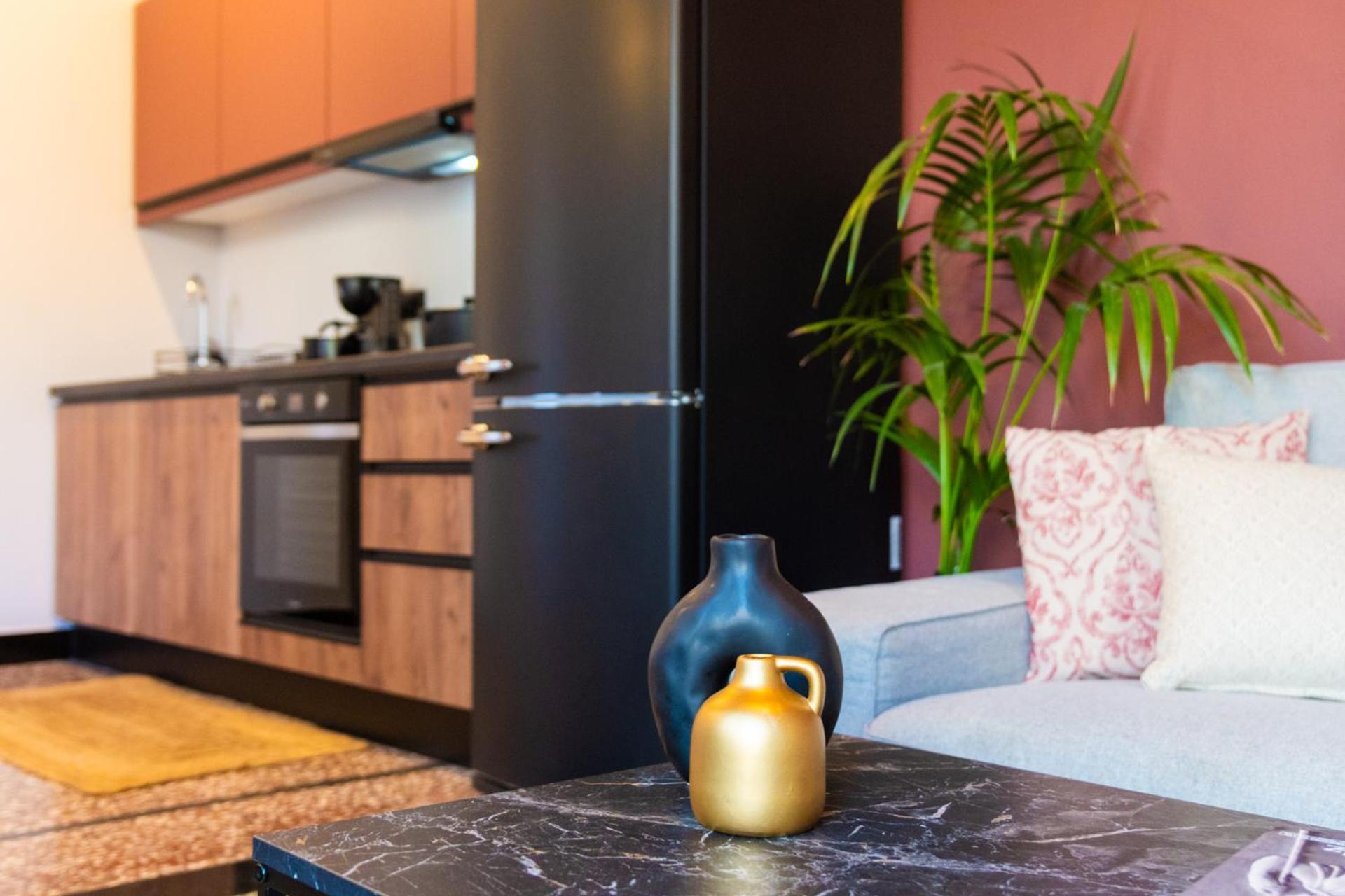 Mod 15 City Centre Агиос-Николаос Экстерьер фото